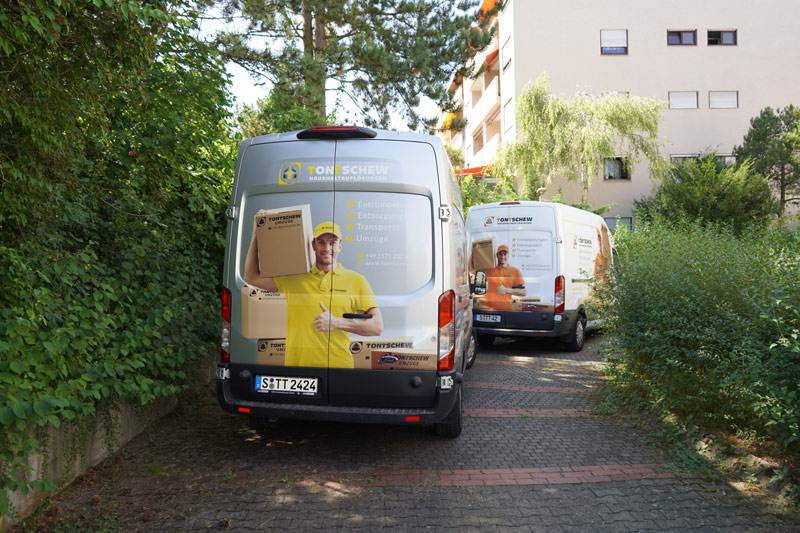 tontschew sprinter stehen bereit für firmenumzug Aichtal