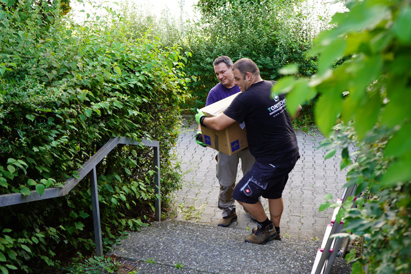 tontschew mitarbeiter bei der wohnungsauflösung Beuren 