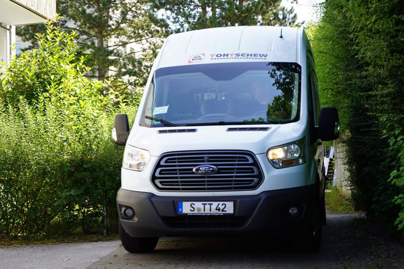 tontschew sprinter bevor der entrümpelung einer messie-wohnung Renningen