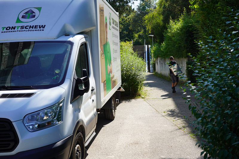 tontschew lkw bereit für den umzug Sachsenheim
