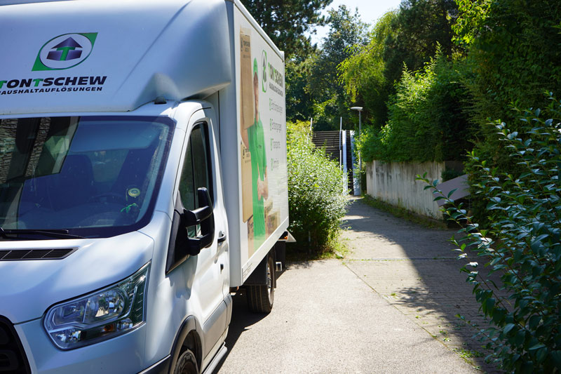 tontschew lkw bei dem umzug Sindelfingen